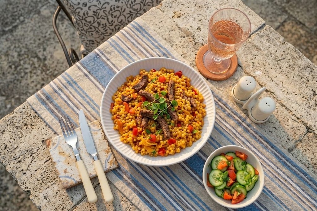 Bœuf doré à la tomate & aux épices orientales — Photo 2